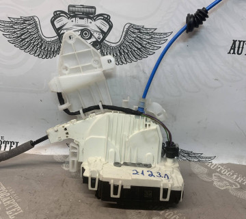 Замок дверей задньої лівої 8 пінів mercedes w204 w212 w218 a0997300135