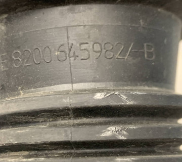 Патрубок повітряного фільтра Mercedes Citan, Renault Kangoo 1.5 dci 8200645982b