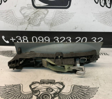Ручка дверей зовнішня задня права Mercedes w211 a2117601070