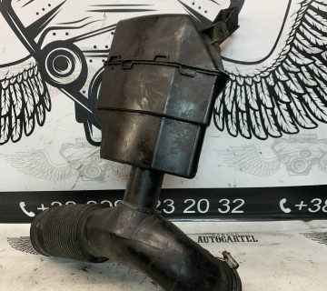 Резонатор повітря Citroen berlingo 9626000280c
