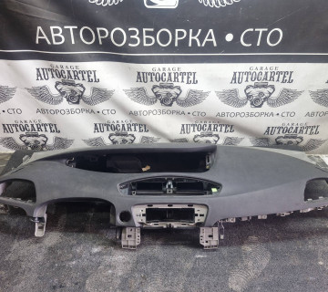 Торпедо, передня панель салона Renault Scenic III (2009-2016) 1012174001