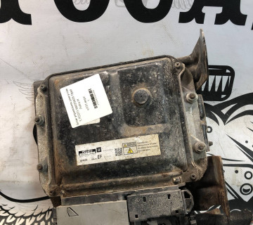 Блок управління двигуном 1.7CDTI 98025828 Opel Astra H