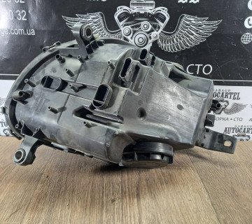 Фара передня права MERCEDES R-class W251