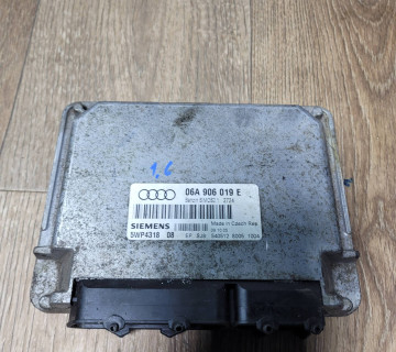 06A906019E 5WP324_03 Блок керування VW Golf Mk4 AUDI A3 1.6