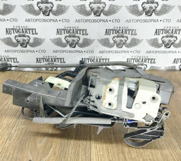 Замок двері передній лівий Ford Focus MK3 BM5AA21813AF