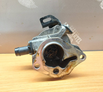 Вакуумний насос Renault Clio III 1.5DCi 8201005306B