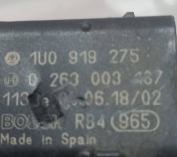 датчик парктроніка дефект vag golf 5 plus 05-1u0919275