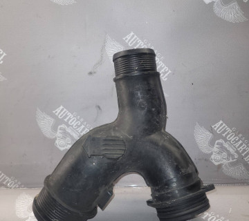 7L6145795AB VAG патрубок інтеркуллера Volkswagen touareg 7l шланг трубка 7l6145795AB