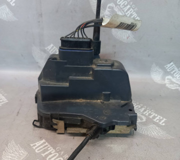 Замок дверей задній правий Renault Megane II Scenic II, 825028873R