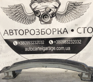 Підсилювач бампера передній Renault Laguna 2