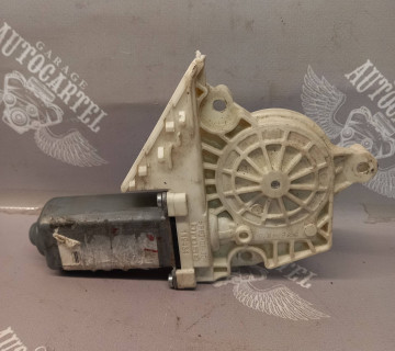 1K0959704J Моторчик склопідйомника правий задній Volkswagen Golf 5 2003 - 2009