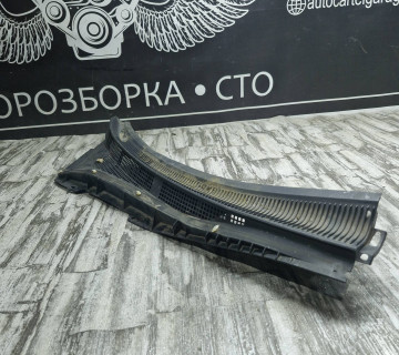 k22443 gj6a507p1 Декоративна накладка під лобове скло жабо 6 2002-2007 (mazda)