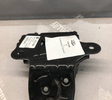 13501988 Замок кришки багажника 13501988 Opel Astra J Cascada Cruze Aveo Insignia