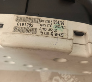 Панель приладів volvo v50 s40 2 c30 31254776, 69199-420T