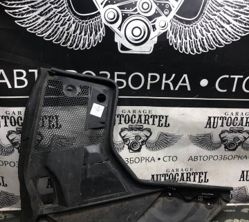 A2058308902 накладка под лобовое стекло жабо mercedes c-class w205,с300