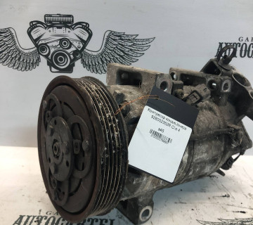 Компресор кондиціонера 926002352R Clio 4
