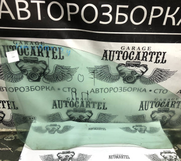 Скло дверей переднє праве FORD FOCUS 2 2004-2011 21800405