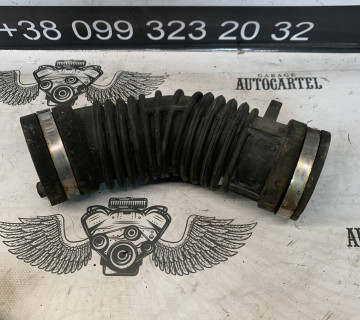 Патрубок повітряний Renault Megane 3 1.6dCi 2009-2016 165751903r