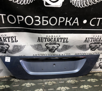 21829062 Накладка кришки багажника (бленда) 2117500037 Mercedes E-Class W211 2002 -2009