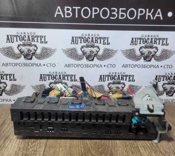 Блок запобіжників задній sam Mercedes E W211 2003-2009 2115452201