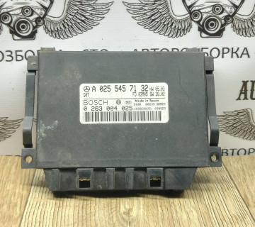 Блок керування парктроніком Mercedes E-class W211 A0255457132
