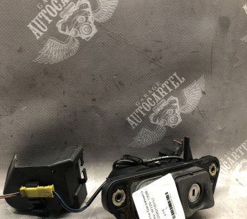 Кнопка відкриття багажника Mercedes Benz W220 1998-2005 2208210751