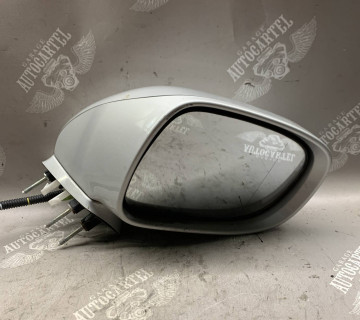 Дзеркало праве 9 pin Toyota Avensis T27 e13011097,21957277