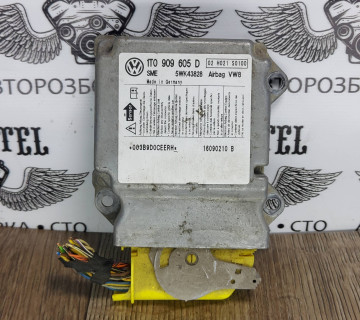 Блок керування Airbag VW Touran 1T0909605D