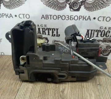 Замок дверки передній правий Opel Astra H, Zafira B, 4PIN 13210749