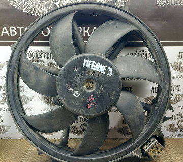 Вентилятор охолодження (дефект корпуса) Renault Megane III 214810898R