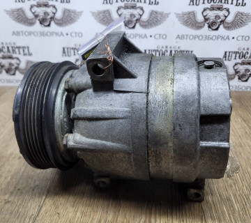 Компрессор кондиціонера Renault Scenic 2.0 16V (II) 2003-2009 8200678499