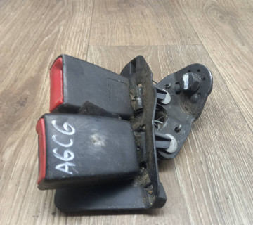 Подвійний замок ременів безпеки задній лівий Audi A6 C6 4F0857739D