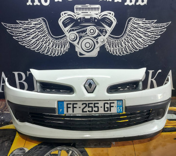 Бампер передній Renault clio 3 2004-2012 21411397