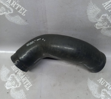 Патрубок інтеркуллера 1.9 для Renault Megane II 2003-2009 8200185556b