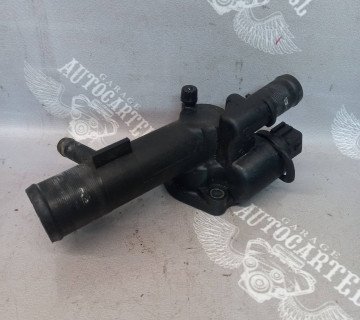 Корпус термостата Renault Kangoo 2004 374994