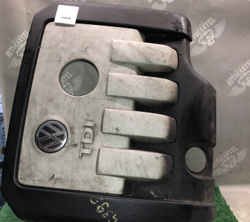 Декоративна кришка двигуна ауді тді Audi 2.0 TDI 03G103925AF