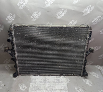 Радіатор охолодження двигуна Volkswagen Touareg; Porsche Cayenne; Audi Q7 7l6121253b