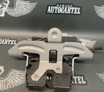 gj54 7843102 замок багажника , фіксатор, засув Ford Kuga I 2012-2019