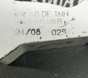 8k0831401b Петля дверей, замка дверей Volkswagen Jetta (2010 - 2017)