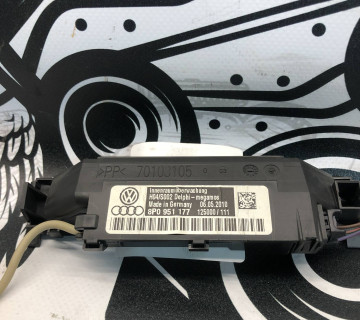 Датчик руху Audi A3 8P 8P0951177