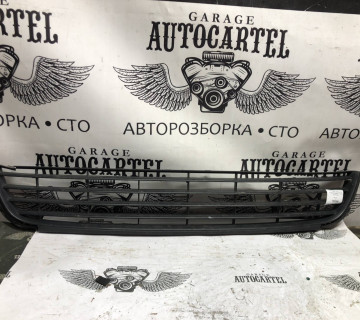 Решітка бампера 5K0 853 677 A 9B9; 5K0853677A; 5K0853677A9B9 VW GOLF VI 510 08- К