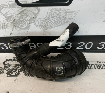 Патрубок повітряного фільтра Peugeot Bipper Citroen C3 1.4 HDI 9642212280