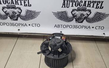 Вентилятор пічки з резистором Skoda Octavia A5 987651G