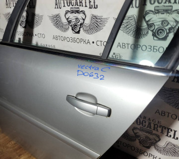 Дверка пзадня ліва Opel Vectra C 2008 d0632