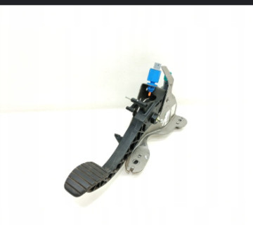 Педаль зчеплення RENAULT SCENIC 3 2009-2013 21880674