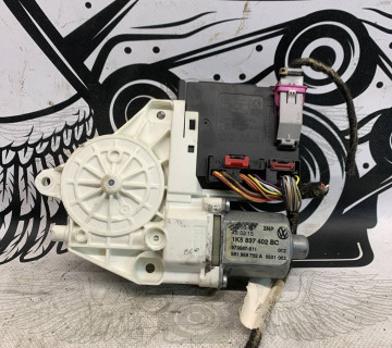 Моторчик склопідйомника переднього правого VW GOLF VI 1k5837402bc