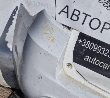 Бампер задній Chevrolet Cruze під парктронік 21894138