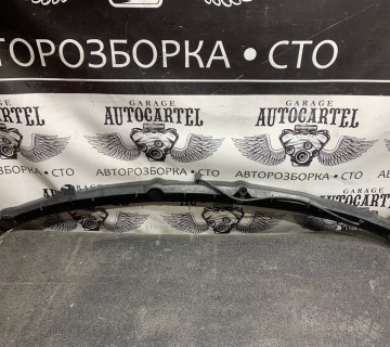 Жабо накладка під лобове скло Mercedes vito w638 a6386270214