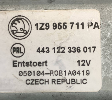 Моторчик заднього склоочисника Skoda Octavia A5 2004-2013 1z9955711pa