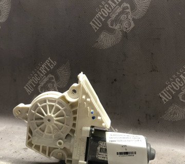3c0959703b моторчик склопідйомника задній лівий Volkswagen Golf 6